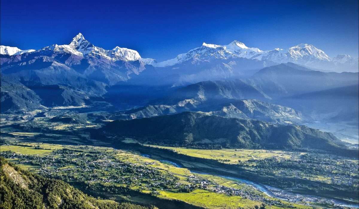 Nepal viaggi Pokhara Sarangkot alba sul Himalaya