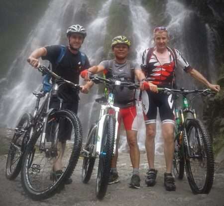 Vai ai nostri viaggi outdoor, cicliso e mountain bike nel Himalaya e dintorni