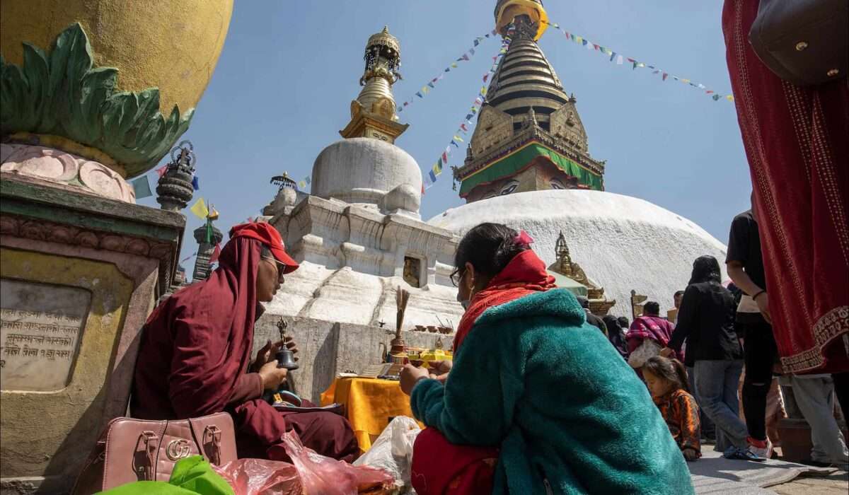 Nepal-Kathmandu-Swayambhu-lo-Stupa