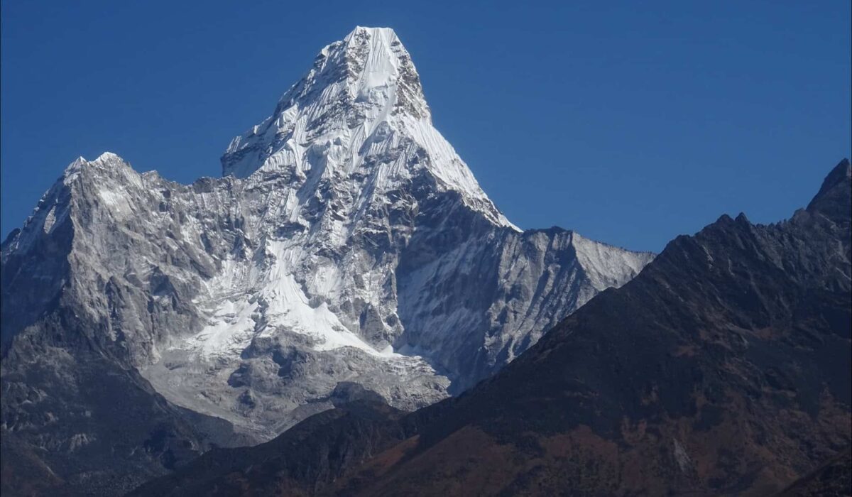 Nepal-Trek-Khumbu-Ama-Dablam