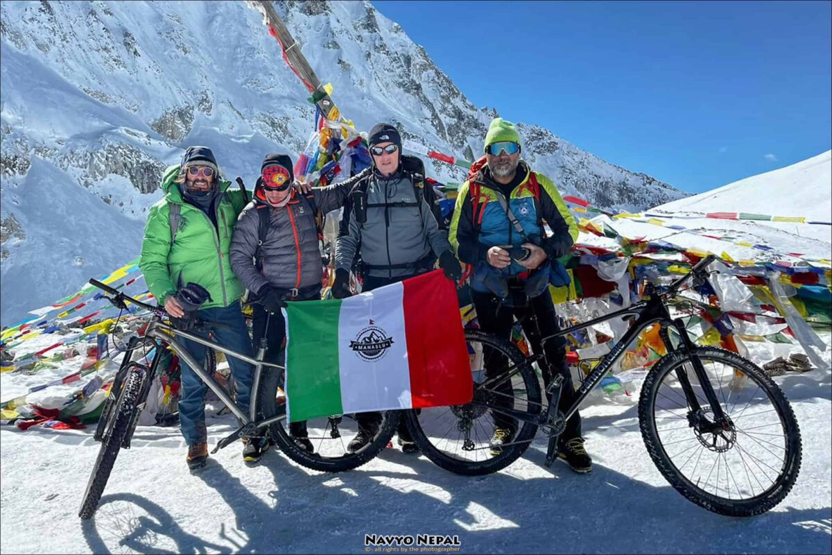 Nepal-mountainbike-manaslu-larkya-la