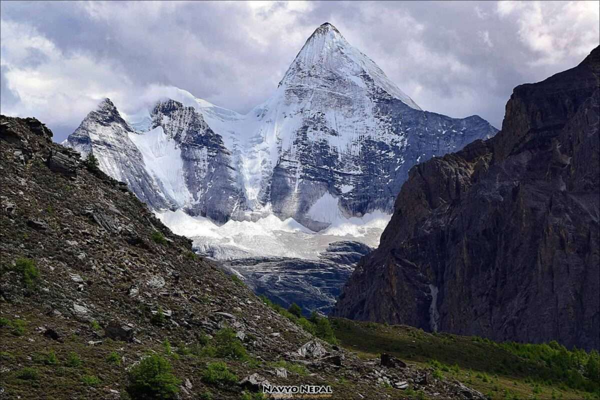 trekking in Cina