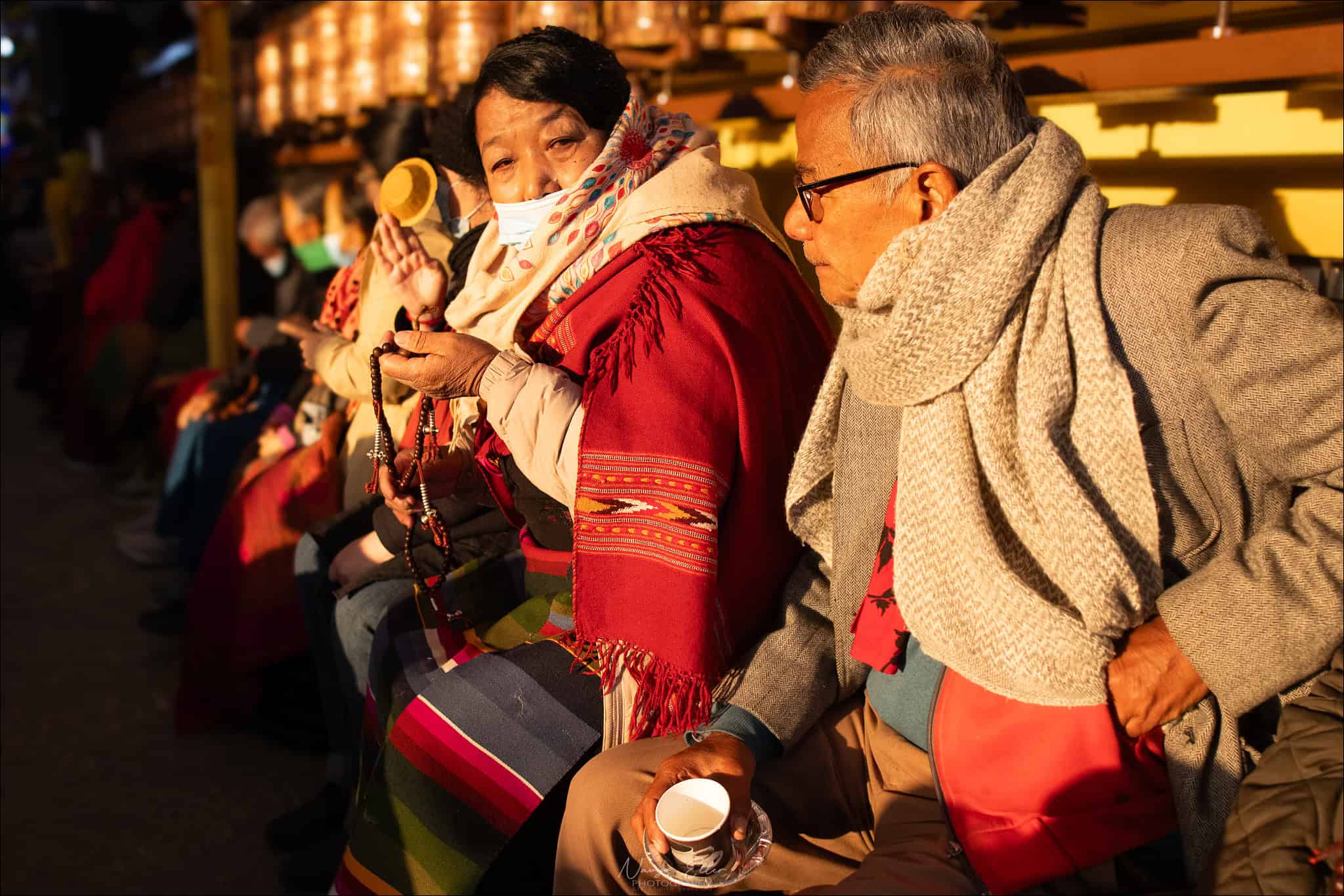 Anche il "popolo" era in gran numero presente.