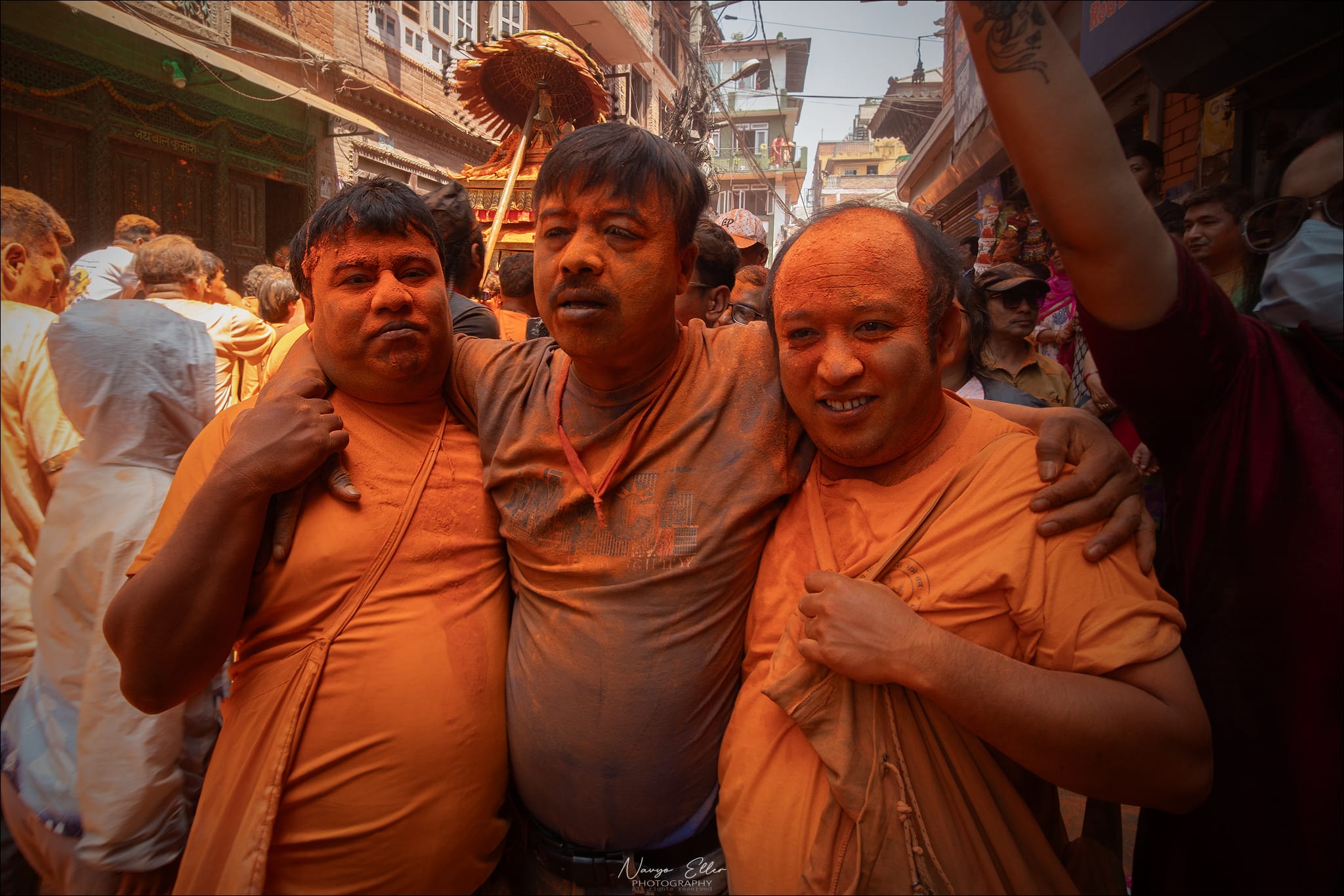 Nella cultura Newa l'alcool gioca un importante ruolo, durante le feste poi...