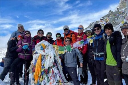 Trekking nel Himalaya del Nepal.